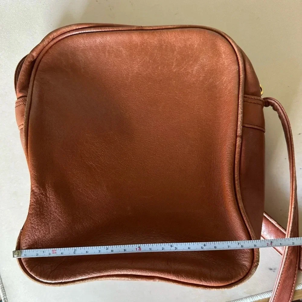 Vintage Leather Americana Crossbody Women’s Purse Classic Neutral